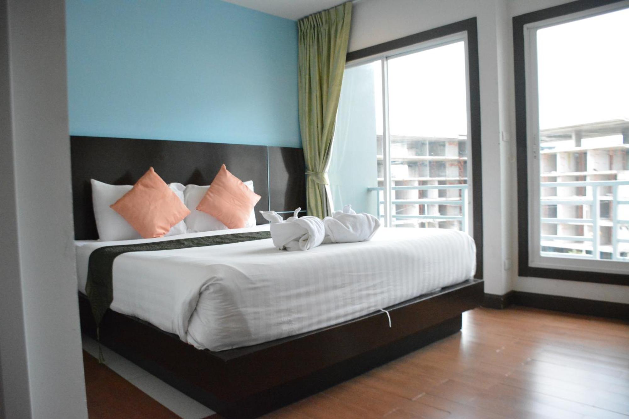 Patong Zephyr Grand Hotel מראה חיצוני תמונה