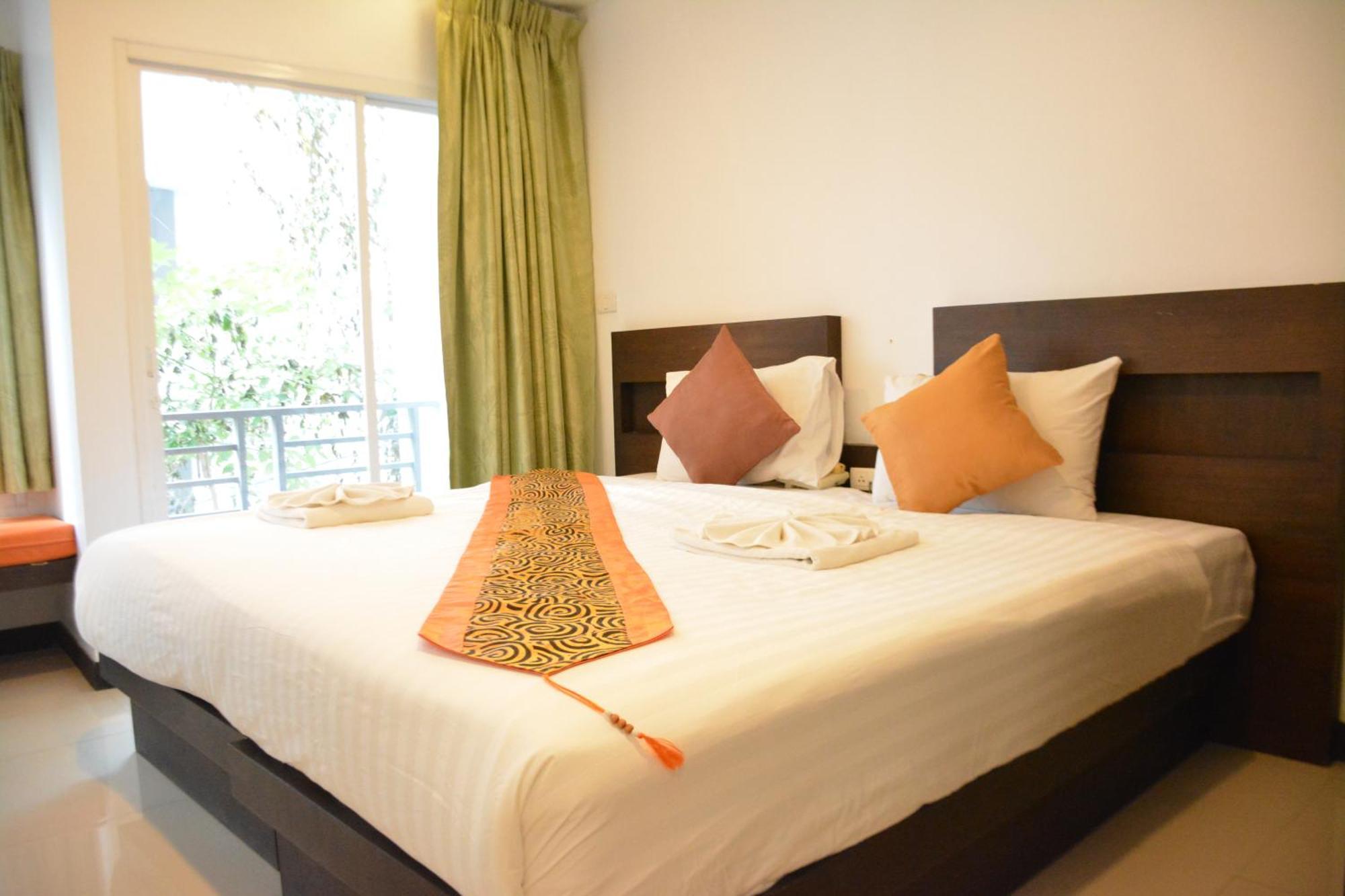 Patong Zephyr Grand Hotel מראה חיצוני תמונה
