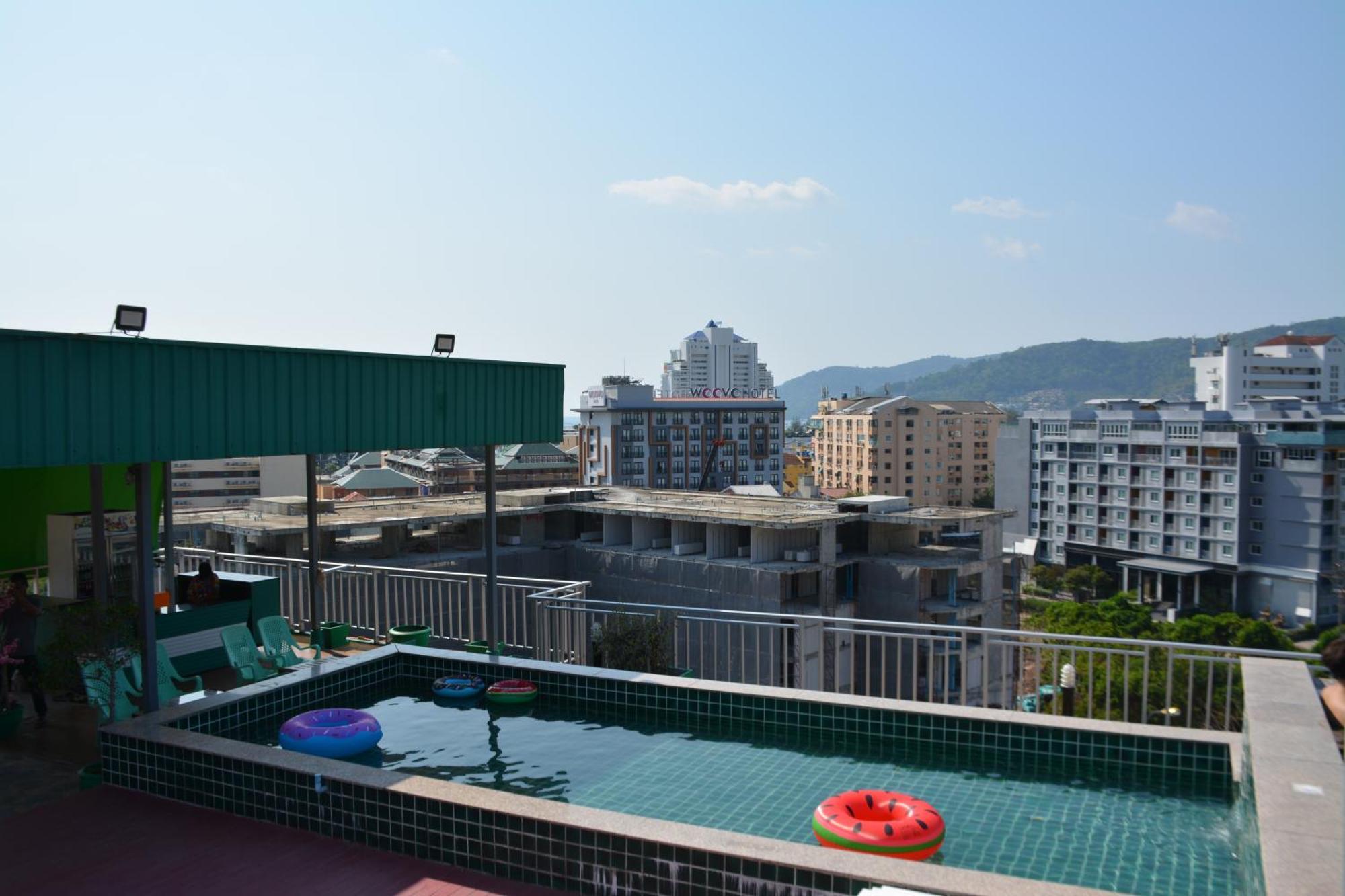Patong Zephyr Grand Hotel מראה חיצוני תמונה